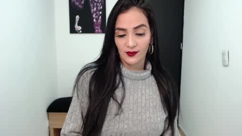 Snapshot of karlota_hank chatting on November 3, 11:37 pm Karlis online show from November 3, 11:37 pm