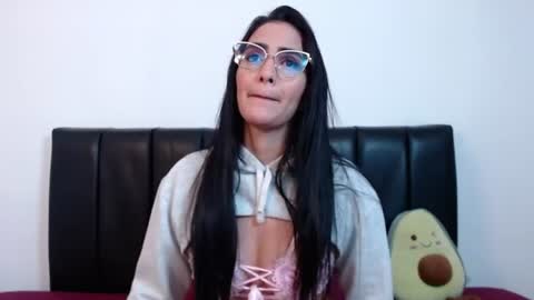 Snapshot of karlota_hank chatting on June 21, 5:54 am Karlis online show from June 21, 5:54 am