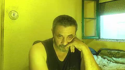 Snapshot of karlpal chatting on June 13, 6:44 am karlpal online show from June 13, 6:44 am