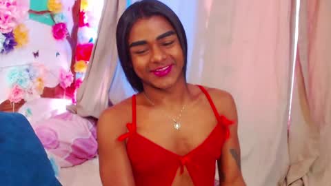 Snapshot of karly_coffe chatting on December 15, 3:53 pm KARLY. online show from December 15, 3:53 pm