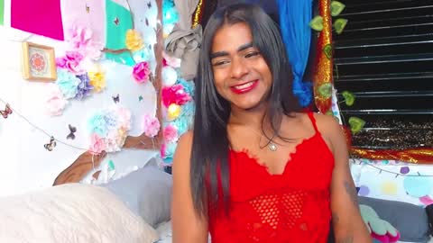 Snapshot of karly_coffe chatting on January 14, 1:58 am KARLY. online show from January 14, 1:58 am