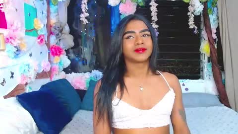 Snapshot of karly_coffe chatting on March 2, 4:39 am KARLY. online show from March 2, 4:39 am
