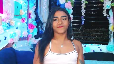 Snapshot of karly_coffe chatting on March 10, 7:42 am KARLY. online show from March 10, 7:42 am