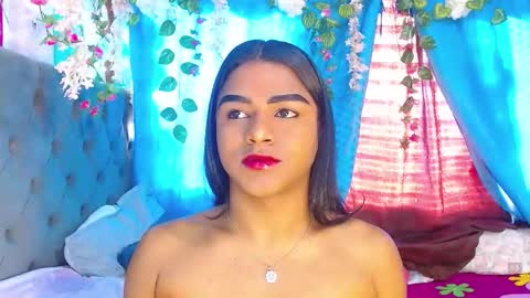 Snapshot of karly_coffe chatting on September 13, 11:21 am KARLY. online show from September 13, 11:21 am