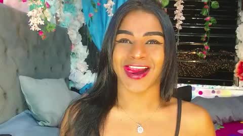 Snapshot of karly_coffe chatting on September 16, 3:51 am KARLY. online show from September 16, 3:51 am