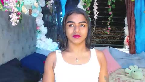 Snapshot of karly_coffe chatting on October 11, 10:03 am KARLY. online show from October 11, 10:03 am