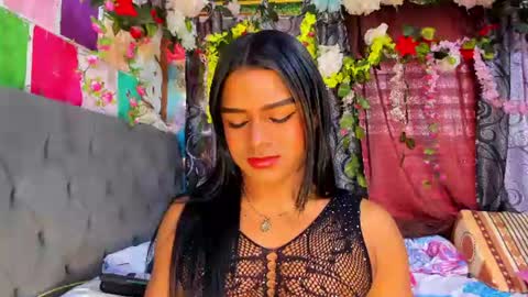 Snapshot of karly_coffe chatting on June 24, 10:58 am KARLY. online show from June 24, 10:58 am