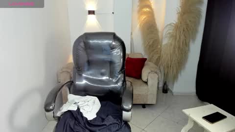 KARLYE online show from February 20, 6:26 am