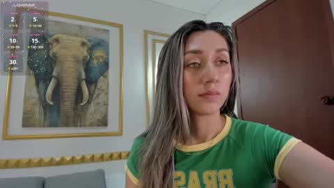karlyy_ online show from February 19, 8:38 pm