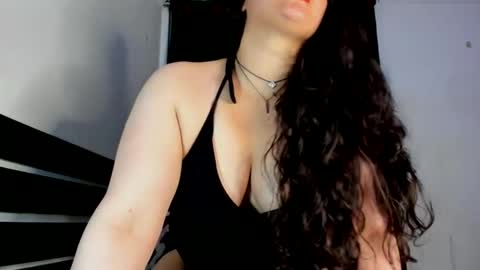 Snapshot of karol_hot_sex chatting on January 14, 10:48 am Karol online show from January 14, 10:48 am