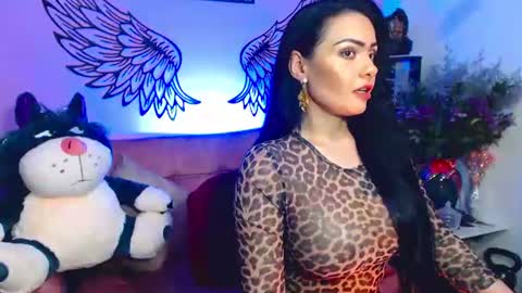 Karol Kenedy online show from July 3, 6:53 am
