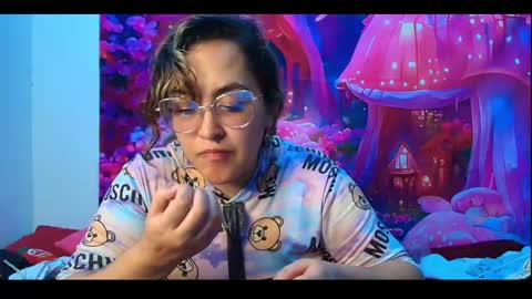   online show from April 28, 1:04 am
