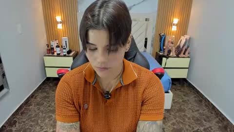 Snapshot of karolandluna chatting on November 10, 7:57 pm Karol and Luna online show from November 10, 7:57 pm