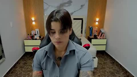 Snapshot of karolandluna chatting on November 18, 7:18 pm Karol and Luna online show from November 18, 7:18 pm