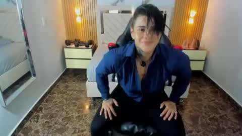 Snapshot of karolandluna chatting on June 30, 11:39 pm Karol and Luna online show from June 30, 11:39 pm