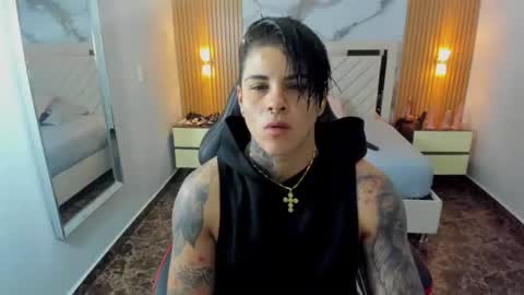 Snapshot of karolandluna chatting on July 11, 12:30 pm Karol and Luna online show from July 11, 12:30 pm
