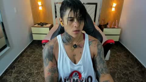 Snapshot of karolandluna chatting on July 14, 12:22 pm Karol and Luna online show from July 14, 12:22 pm