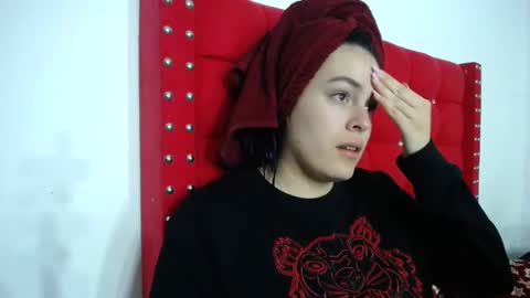 Snapshot of karolay_su chatting on March 10, 4:17 am ARIANNA online show from March 10, 4:17 am