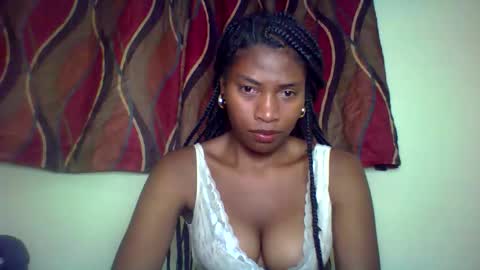 karoliee online show from May 19, 4:13 pm