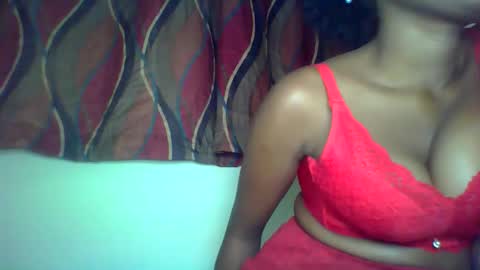 Snapshot of karoliee chatting on June 8, 3:12 pm karoliee online show from June 8, 3:12 pm
