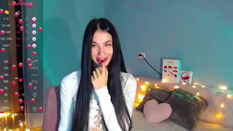 Snapshot of karolina_hottie_ chatting on September 11, 2:44 am Kira online show from September 11, 2:44 am