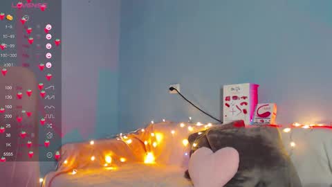 Snapshot of karolina_hottie_ chatting on October 10, 2:43 am Kira online show from October 10, 2:43 am