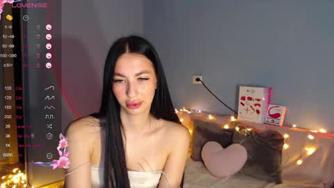 Kira online show from March 27, 2:39 am