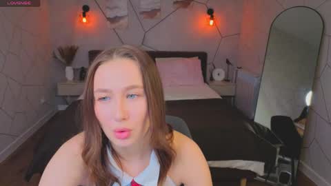 Karolina online show from April 22, 9:22 am