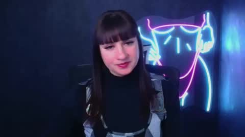 Caroline online show from December 10, 6:33 am