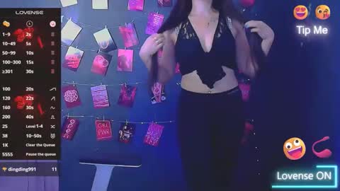 Caroline online show from November 27, 9:00 am