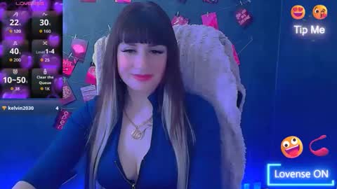 Snapshot of karolina_mia chatting on May 14, 6:09 am Caroline online show from May 14, 6:09 am