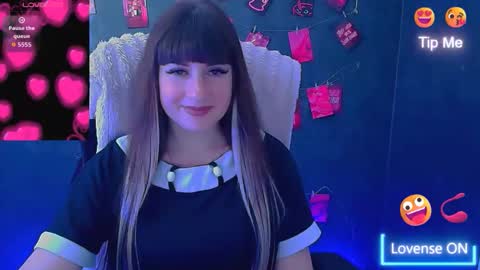 Snapshot of karolina_mia chatting on May 19, 5:47 am Caroline online show from May 19, 5:47 am