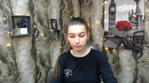 Snapshot of karolinamex_ chatting on December 30, 9:59 am Karolina online show from December 30, 9:59 am