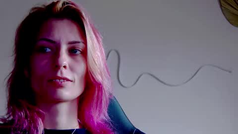 Snapshot of karoline121 chatting on November 16, 10:21 am karoline121 online show from November 16, 10:21 am