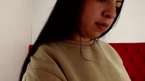 Snapshot of karolineburnx chatting on February 14, 8:59 pm Isa online show from February 14, 8:59 pm