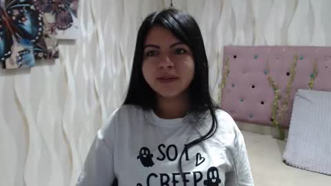 Snapshot of karolineburnx chatting on September 11, 9:53 am Isa online show from September 11, 9:53 am