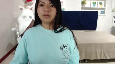 Snapshot of karolineburnx chatting on September 18, 4:25 am Isa online show from September 18, 4:25 am