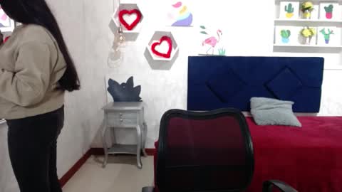 Snapshot of karolineburnx chatting on October 24, 5:26 am Isa online show from October 24, 5:26 am