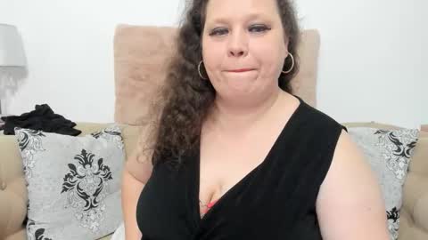 KarolineJoyy online show from February 19, 11:01 pm