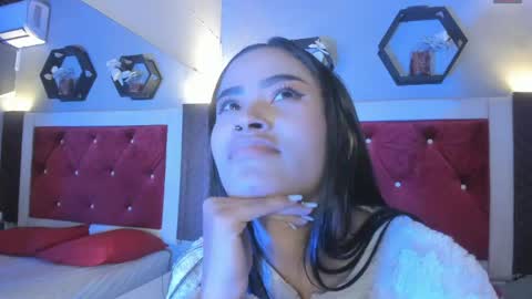 Snapshot of karoll014 chatting on June 3, 1:36 pm Karol online show from June 3, 1:36 pm