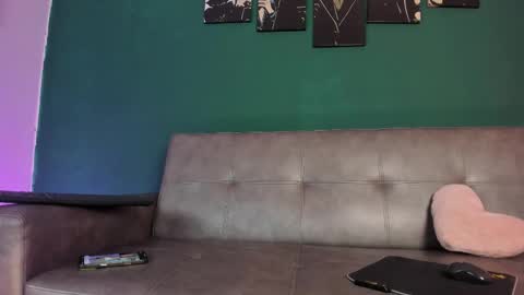 Snapshot of karolsweet_ chatting on November 13, 4:39 pm KarolSweet online show from November 13, 4:39 pm