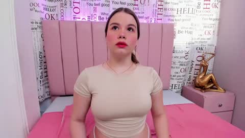 Snapshot of karoly_ocampo chatting on January 14, 7:53 pm karoly online show from January 14, 7:53 pm