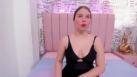 Snapshot of karoly_ocampo chatting on January 15, 7:55 pm karoly online show from January 15, 7:55 pm