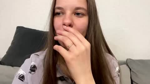Lia online show from April 30, 4:02 pm