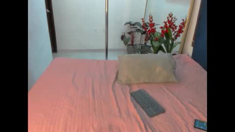 Snapshot of karooz_viirgin chatting on November 23, 6:52 pm karooz_viirgin online show from November 23, 6:52 pm