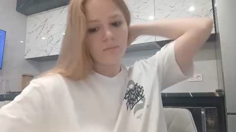 Karina online show from June 11, 2:53 am