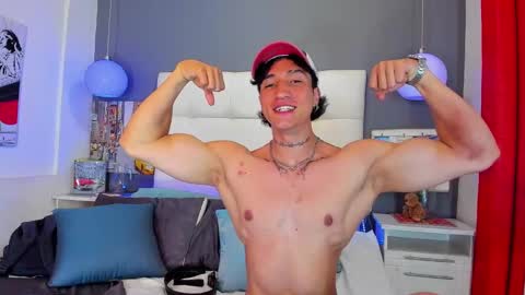 Snapshot of karybig3 chatting on February 15, 7:27 am ---Kary--- online show from February 15, 7:27 am