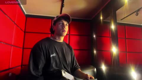 Snapshot of karybig3 chatting on March 7, 7:08 am ---Kary--- online show from March 7, 7:08 am