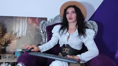 Miss K. online show from June 13, 4:21 am