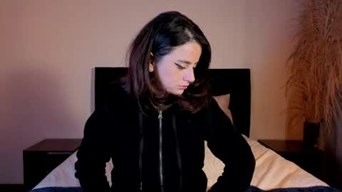 Snapshot of kassandra_james chatting on May 13, 11:18 am kassandra james online show from May 13, 11:18 am